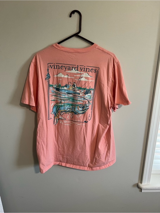 Vineyard Vines Other - Vineyard Vines Coral Short-Sleeve Tee with Ocean Graphic